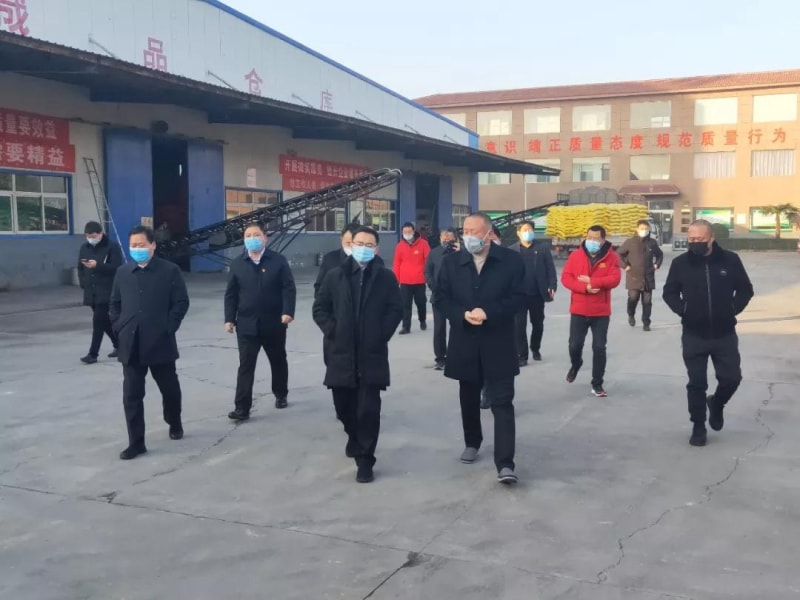 縣長(zhǎng)申琳調(diào)研旭瑞集團(tuán)疫情防控、復(fù)工復(fù)產(chǎn)情況！